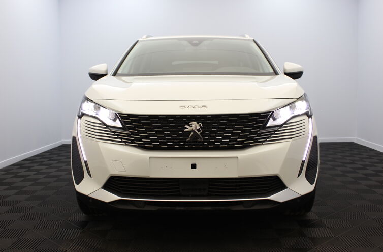 PEUGEOT 5008 SUV Diesel