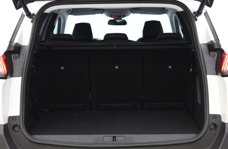 PEUGEOT 5008 SUV Diesel