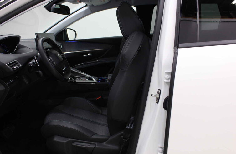 PEUGEOT 5008 SUV Diesel