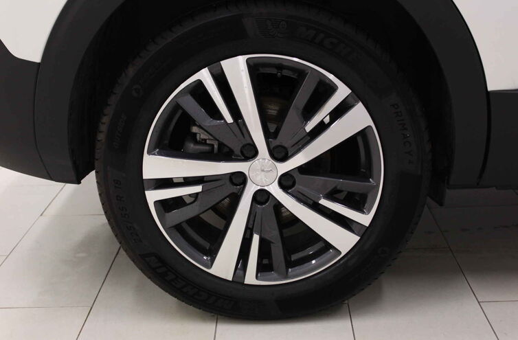 PEUGEOT 5008 SUV Diesel