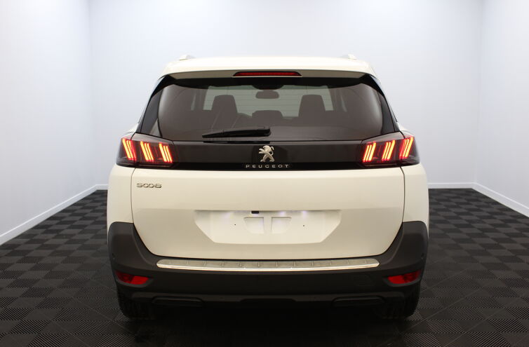 PEUGEOT 5008 SUV Diesel