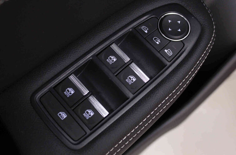 RENAULT Arkana SUV Essence Hybride