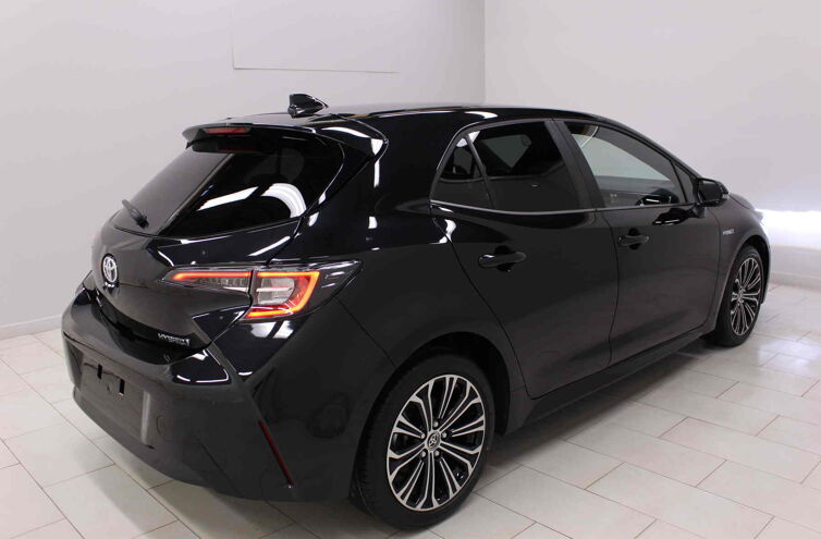 TOYOTA Corolla Berline Hybride Essence