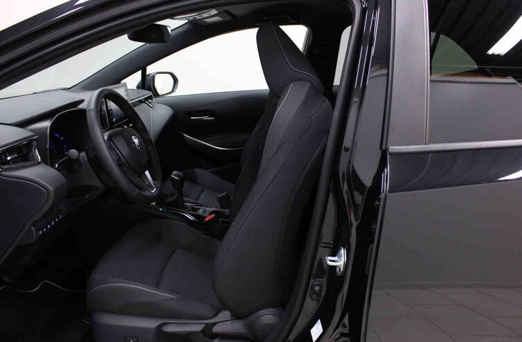 TOYOTA Corolla Berline Hybride Essence