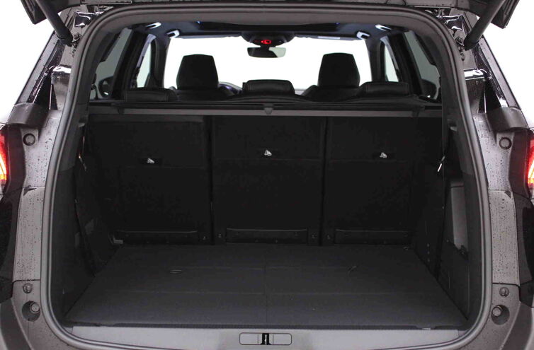PEUGEOT 5008 SUV Diesel