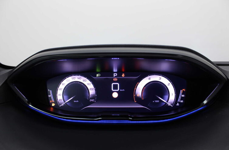 PEUGEOT 5008 SUV Diesel