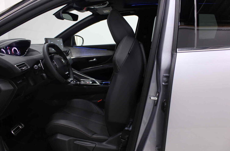 PEUGEOT 5008 SUV Diesel