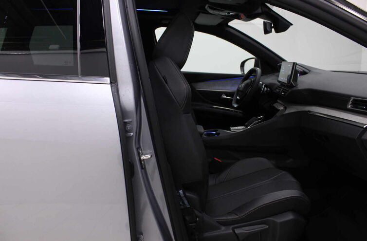 PEUGEOT 5008 SUV Diesel