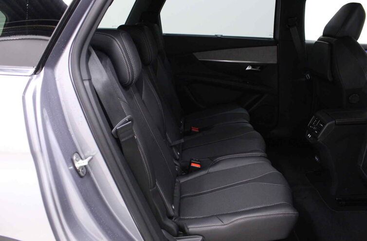 PEUGEOT 5008 SUV Diesel
