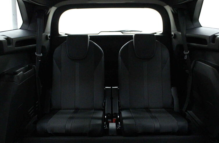 PEUGEOT 5008 SUV Diesel