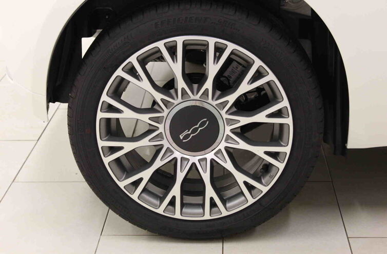 FIAT 500 Série 9 Citadine Hybride Essence