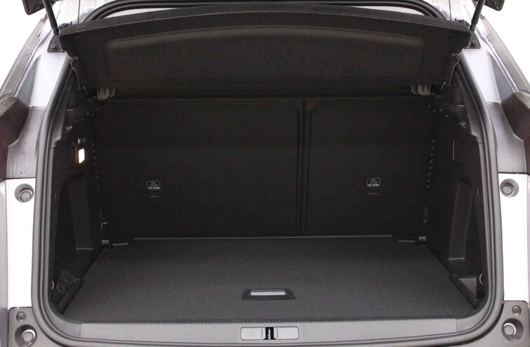 PEUGEOT 3008 SUV Essence