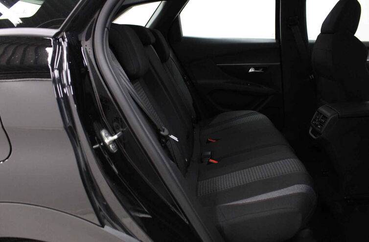 PEUGEOT 3008 SUV Essence