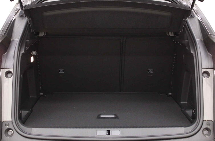 PEUGEOT 3008 SUV Essence