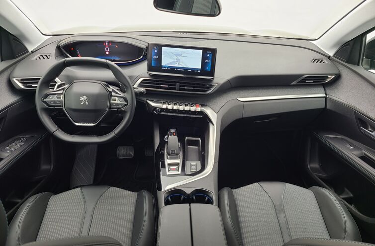 PEUGEOT 5008 SUV Diesel 