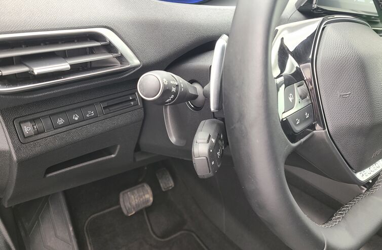 PEUGEOT 5008 SUV Diesel 
