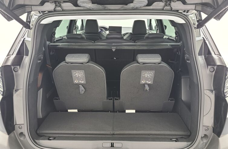 PEUGEOT 5008 SUV Diesel