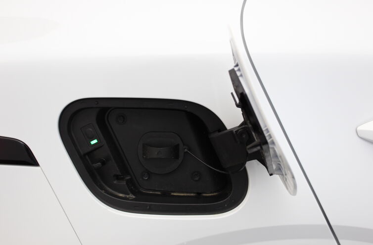 KIA Sportage Nouveau SUV Hybride rechargeable Essence