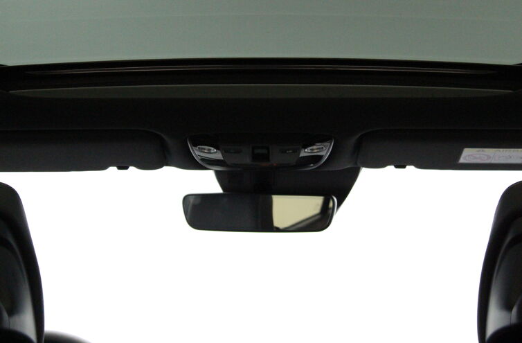 KIA Sportage Nouveau SUV Hybride rechargeable Essence