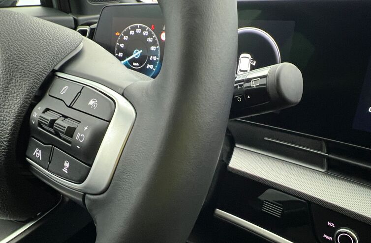 KIA Sportage Nouveau SUV Hybride rechargeable Essence