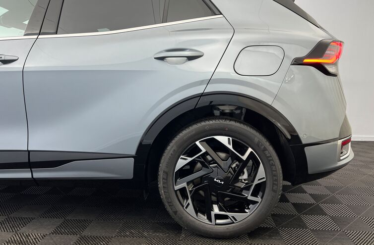 KIA Sportage Nouveau SUV Hybride rechargeable Essence