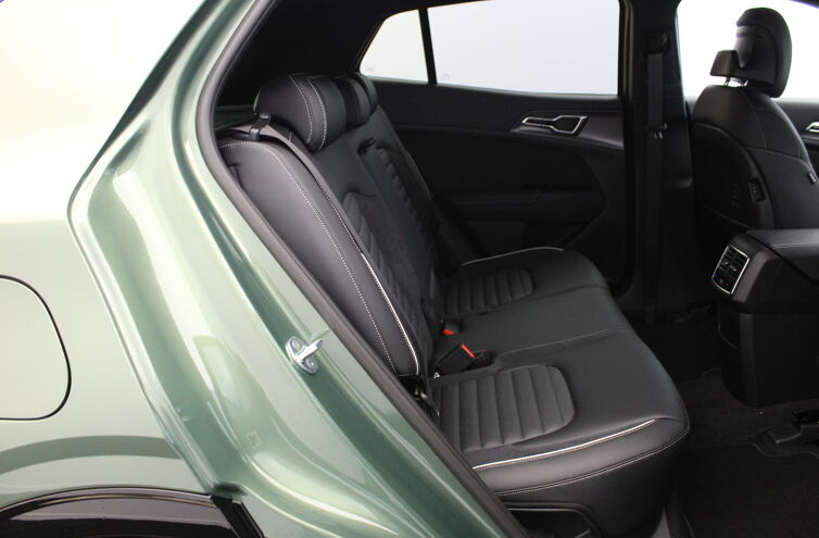 KIA Sportage Nouveau SUV Hybride rechargeable Essence