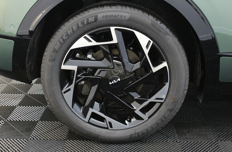 KIA Sportage Nouveau SUV Hybride rechargeable Essence