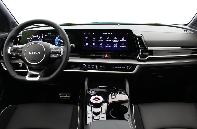 KIA Sportage Nouveau SUV Hybride rechargeable Essence