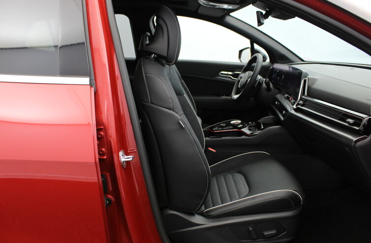 KIA Sportage Nouveau SUV Hybride rechargeable Essence
