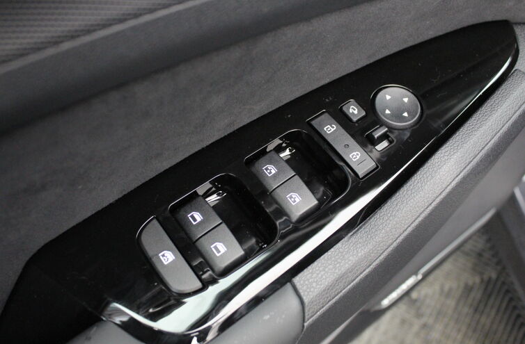 KIA Sportage SUV Hybride rechargeable Essence
