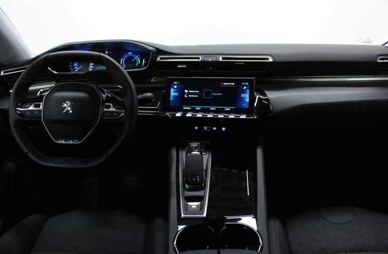 PEUGEOT 508 Berline Hybride rechargeable Essence