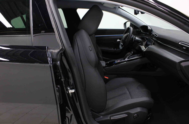 PEUGEOT 508 Berline Hybride rechargeable Essence