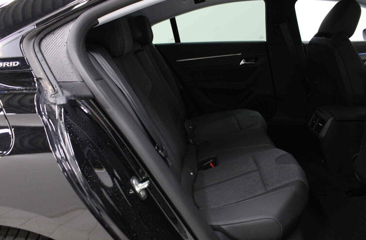 PEUGEOT 508 Berline Hybride rechargeable Essence