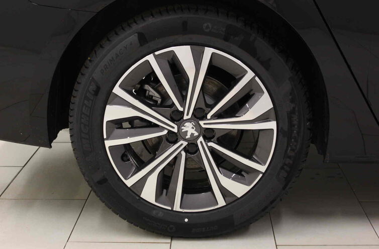 PEUGEOT 508 Berline Hybride rechargeable Essence