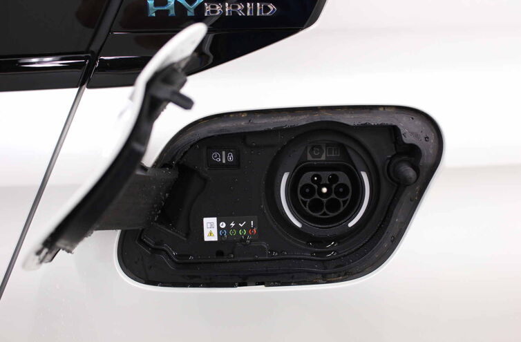 PEUGEOT 508 Berline Hybride rechargeable Essence