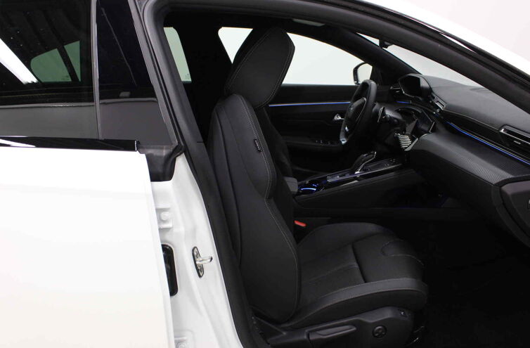 PEUGEOT 508 Berline Hybride rechargeable Essence