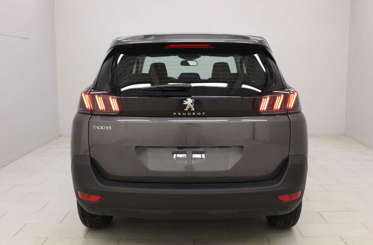 PEUGEOT 5008 SUV Diesel