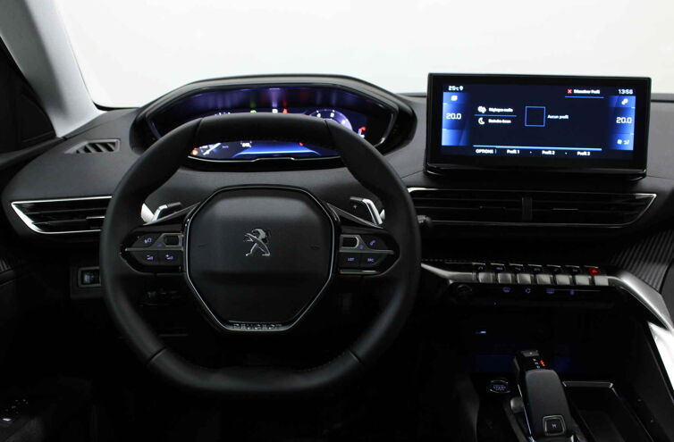PEUGEOT 5008 SUV Diesel