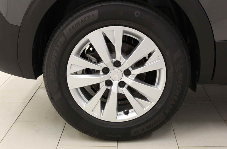 PEUGEOT 5008 SUV Diesel