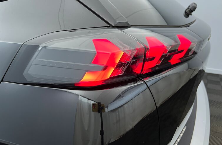 PEUGEOT 2008 SUV Electrique