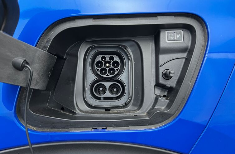 PEUGEOT 2008 SUV Electrique