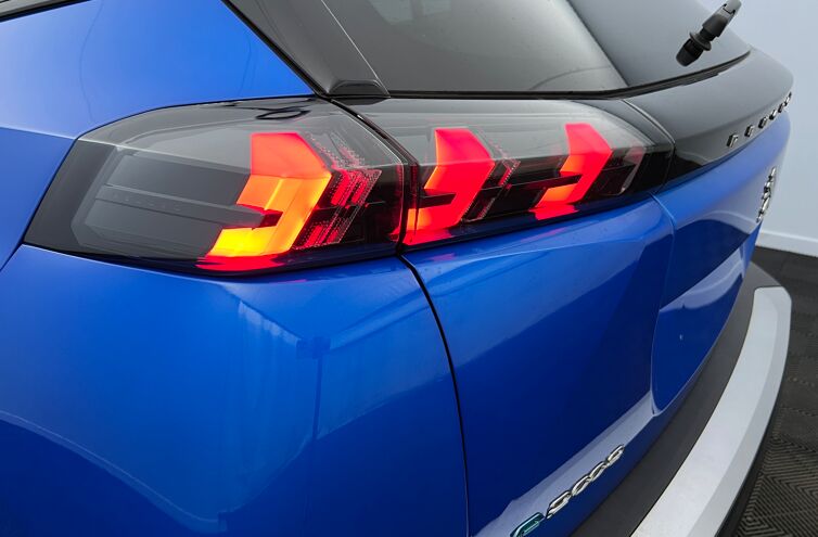 PEUGEOT 2008 SUV Electrique