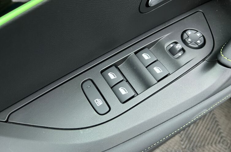 PEUGEOT 2008 SUV Electrique