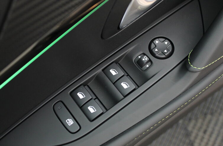PEUGEOT 208 Citadine Electrique