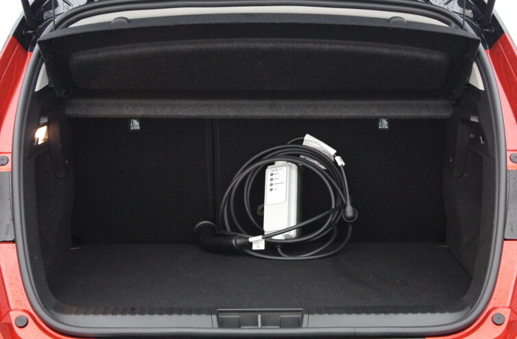 RENAULT Captur SUV Essence Hybride rechargeable