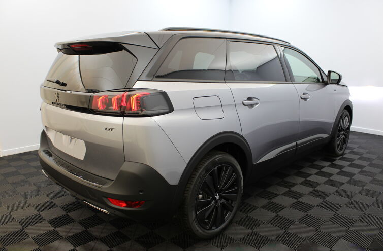 PEUGEOT 5008 SUV Diesel