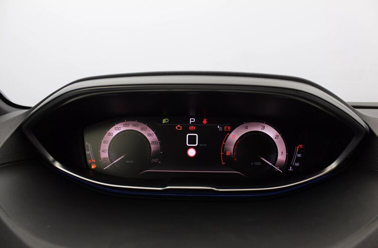 PEUGEOT 5008 SUV Diesel
