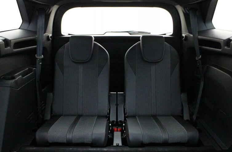 PEUGEOT 5008 SUV Diesel