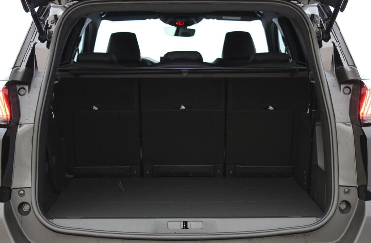 PEUGEOT 5008 SUV Diesel