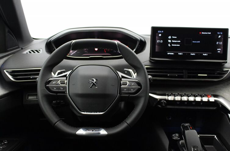 PEUGEOT 5008 SUV Diesel